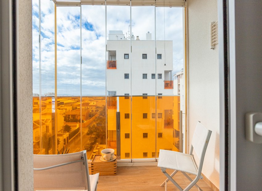 Herverkoop - Appartement -
Torrevieja - Nueva Torrevieja