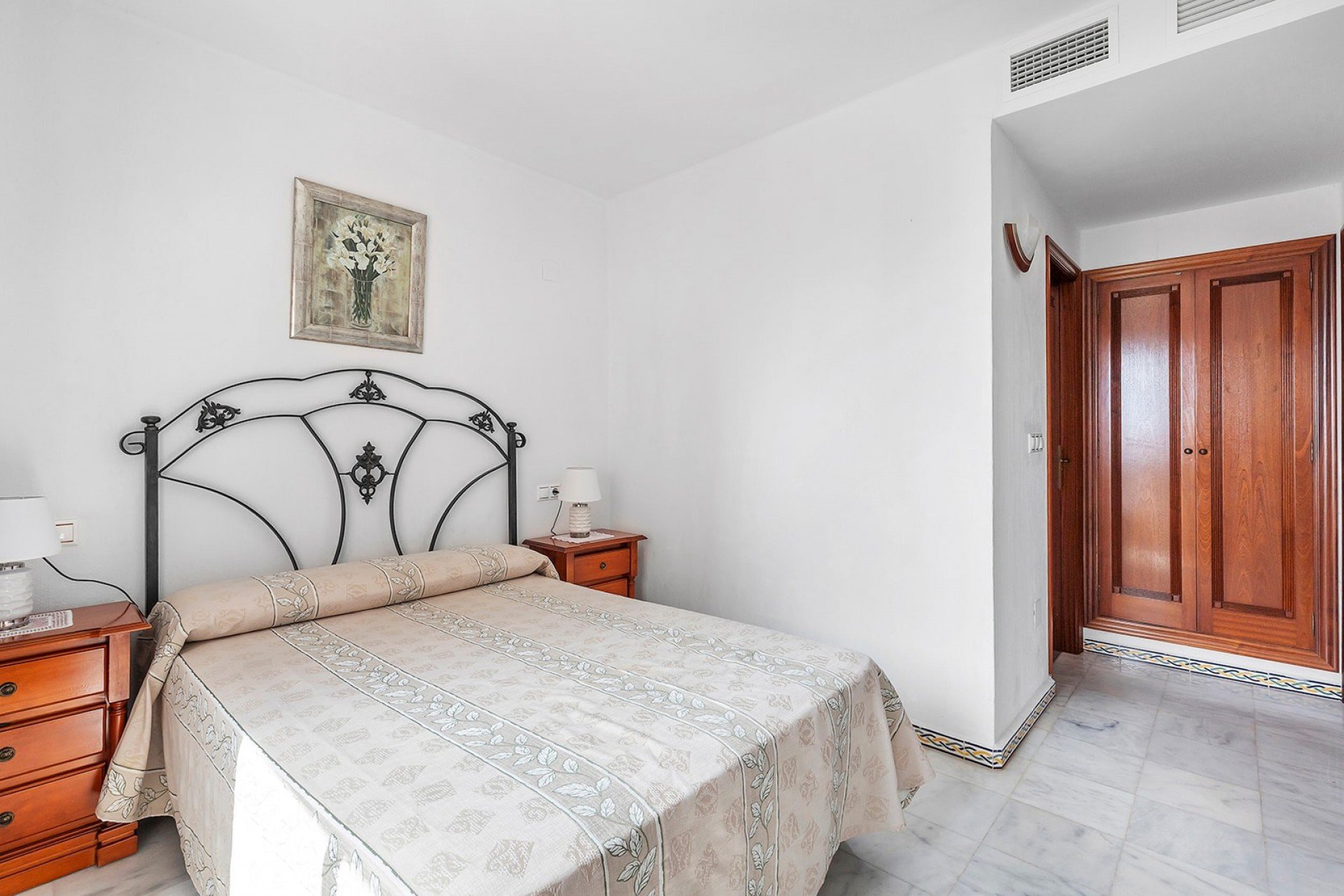Herverkoop - Appartement -
Torrevieja - Playa de los locos