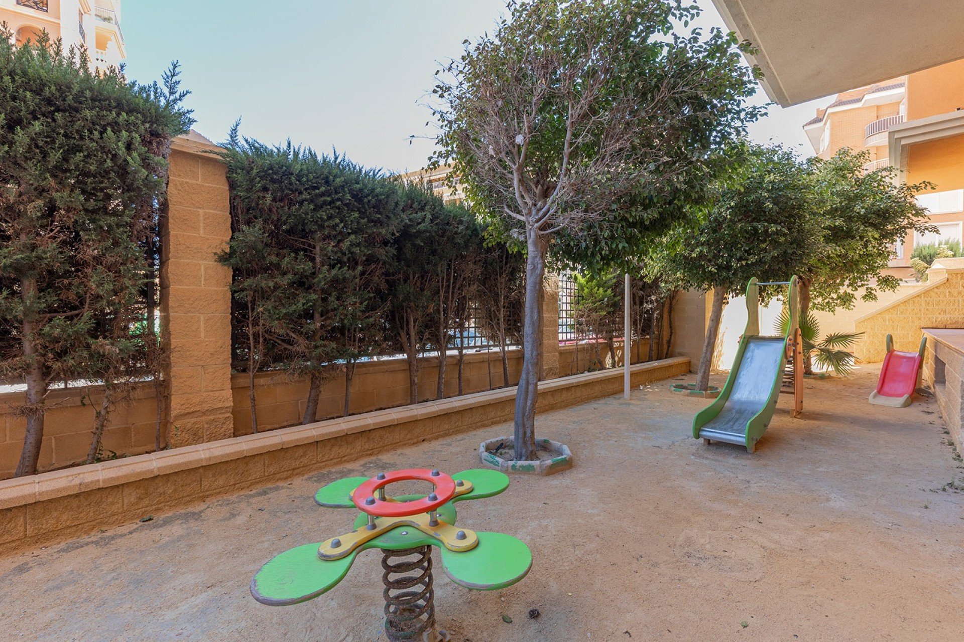 Herverkoop - Appartement -
Torrevieja - Playa de los locos