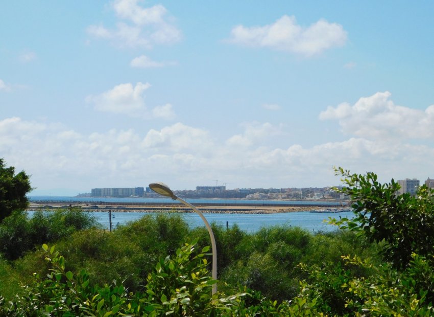 Herverkoop - Appartement -
Torrevieja