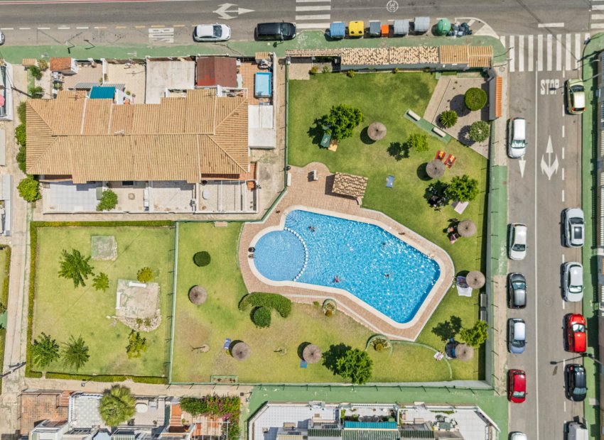 Herverkoop - Bungalow - Begane grond -
Torrevieja - Lago Jardin