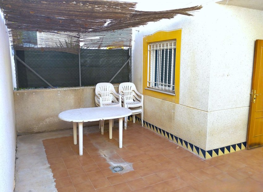 Herverkoop - Bungalow -
Guardamar del Segura - El Eden