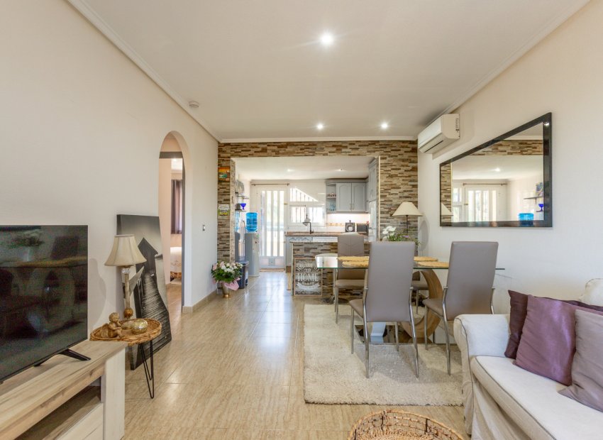 Herverkoop - Bungalow -
Orihuela Costa - Villamartín