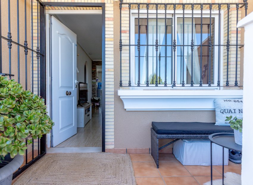 Herverkoop - Bungalow -
Orihuela Costa - Villamartín
