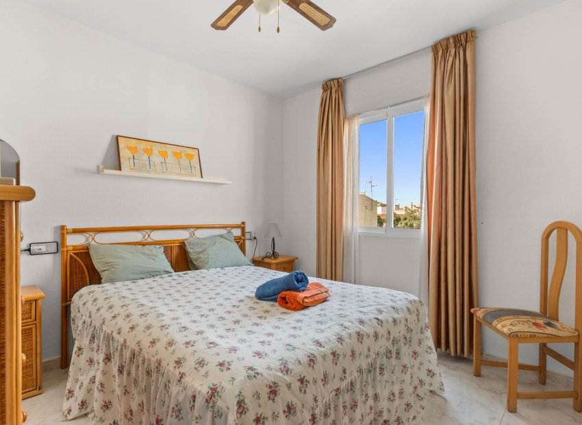 Herverkoop - Bungalow -
Torrevieja - El Chaparral