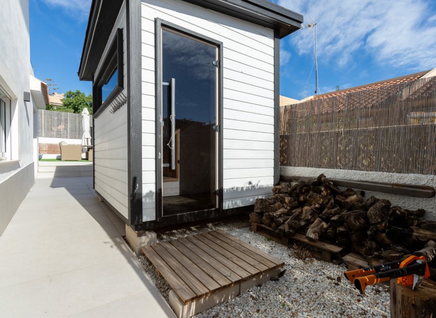 Herverkoop - Chalet -
Torrevieja - Los Balcones