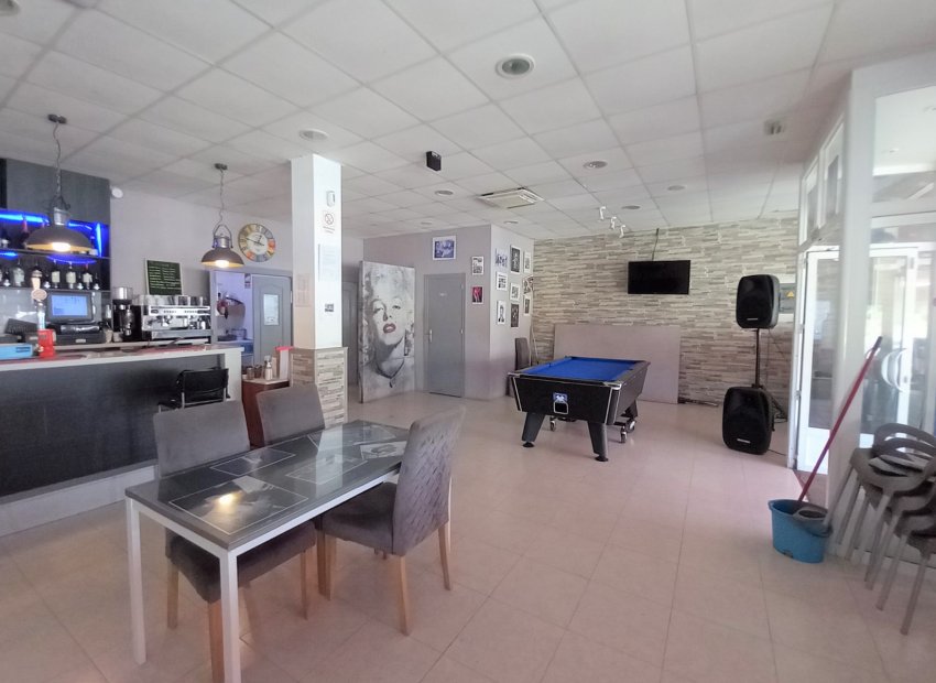 Herverkoop - Commercieel -
Guardamar del Segura - Guardamar Del Segura