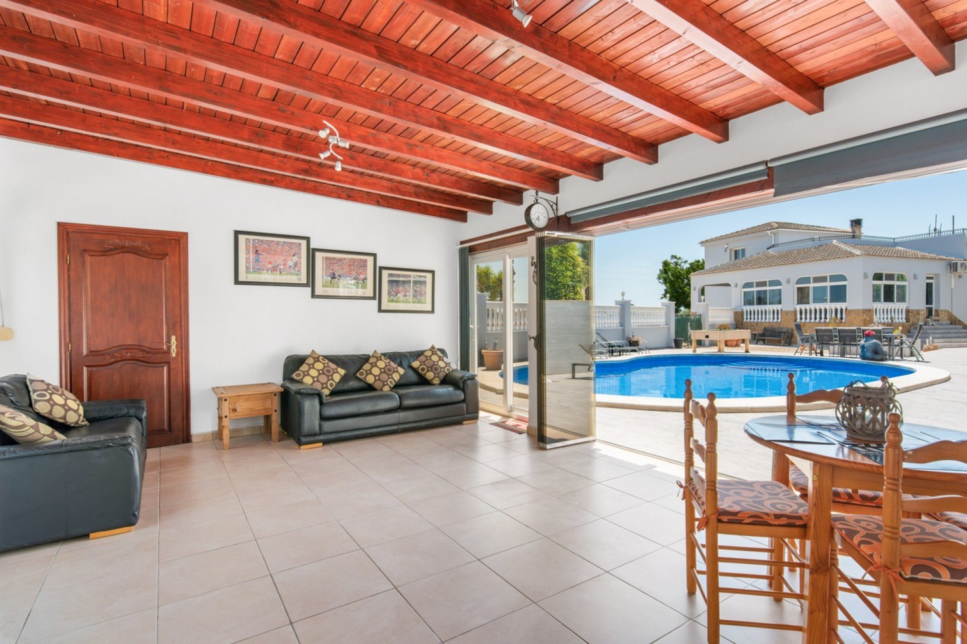 Herverkoop - Finca   -
Catral