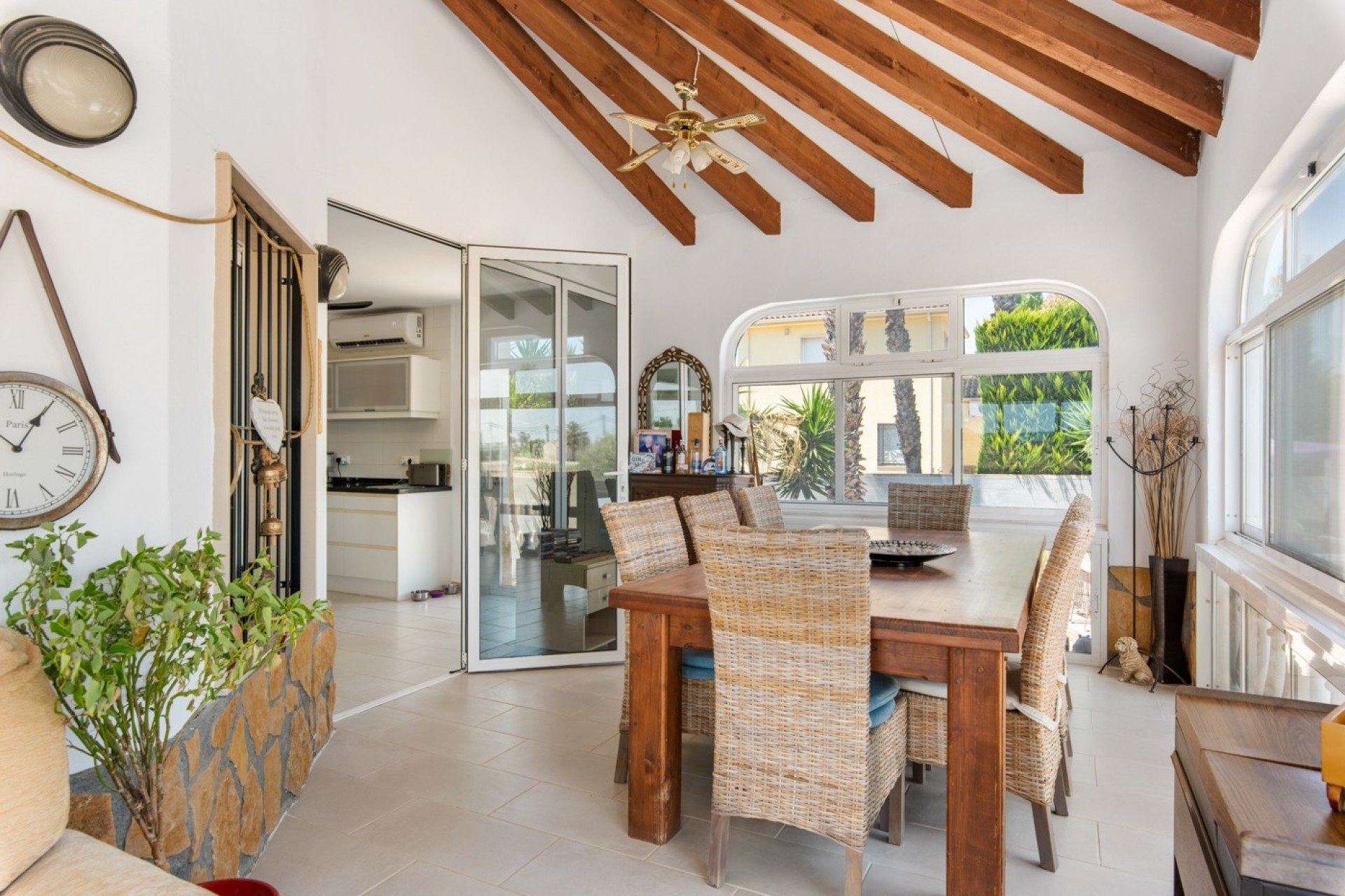 Herverkoop - Finca   -
Catral