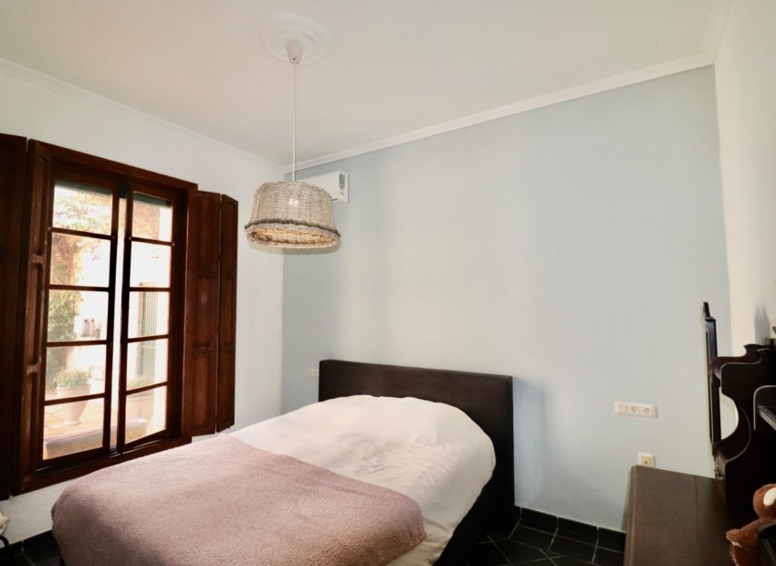 Herverkoop - Finca   -
Ciudad Quesada - Rojales - Heredades