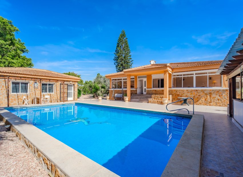 Herverkoop - Finca   -
Ciudad Quesada - Rojales - Rojales