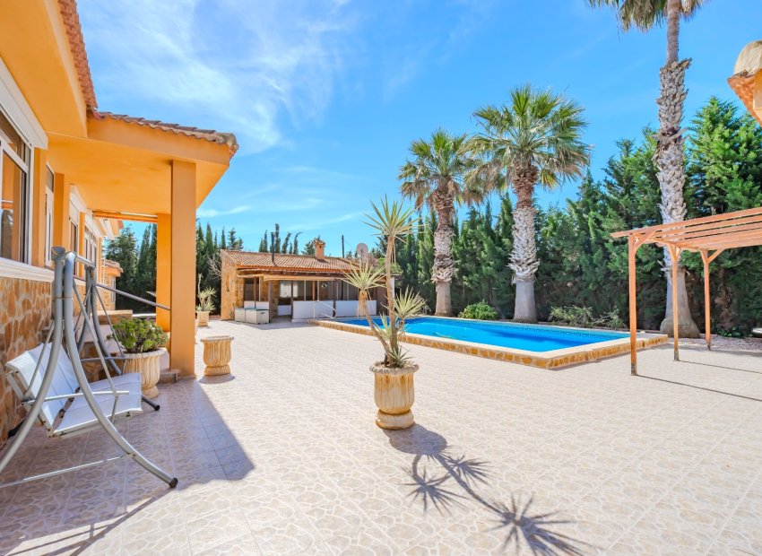 Herverkoop - Finca   -
Ciudad Quesada - Rojales - Rojales