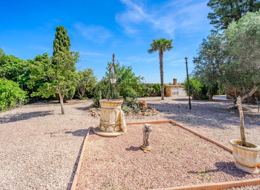 Herverkoop - Finca   -
Ciudad Quesada - Rojales - Rojales