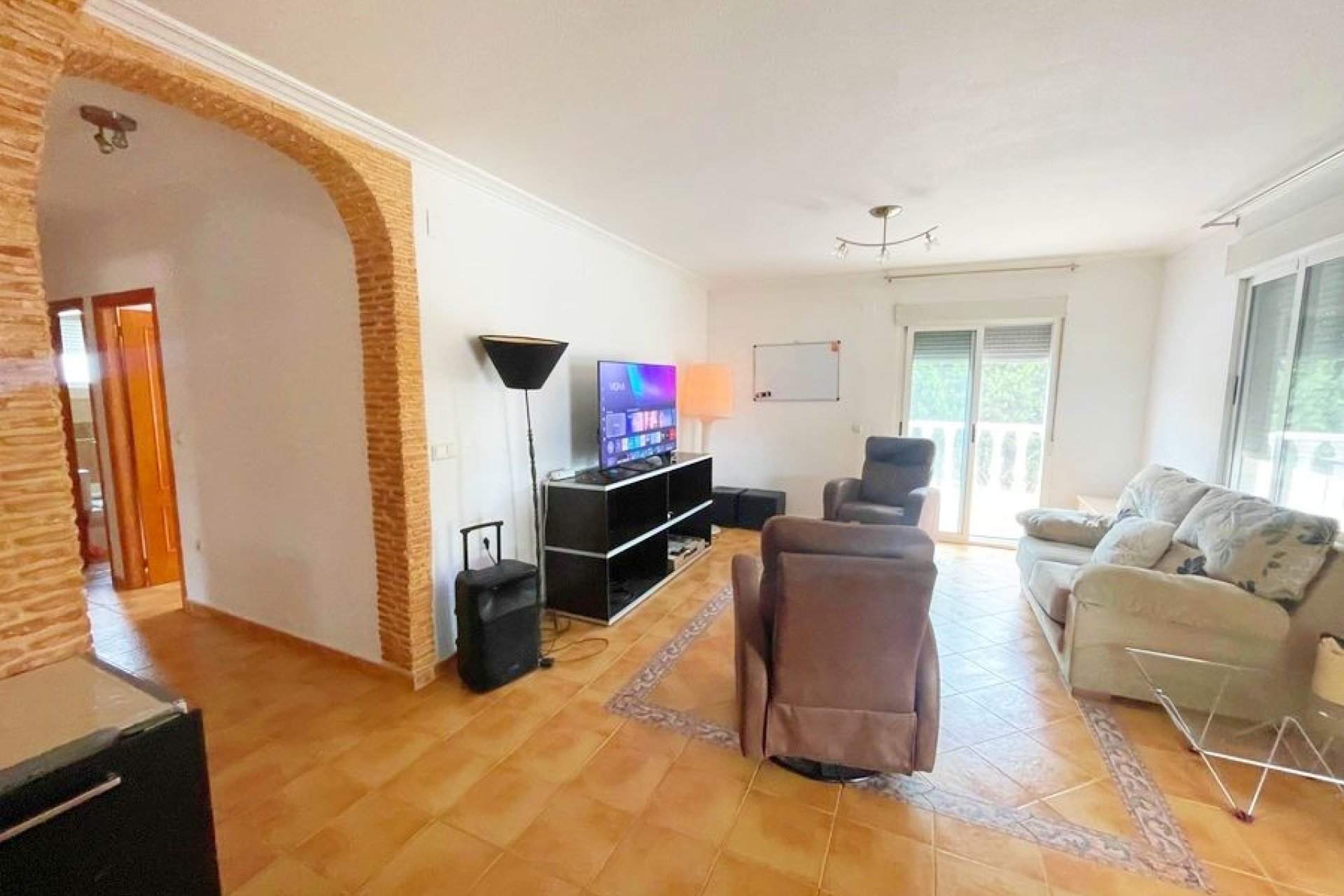 Herverkoop - Finca   -
Daya Vieja