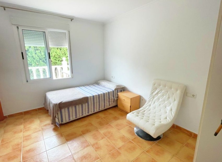 Herverkoop - Finca   -
Daya Vieja