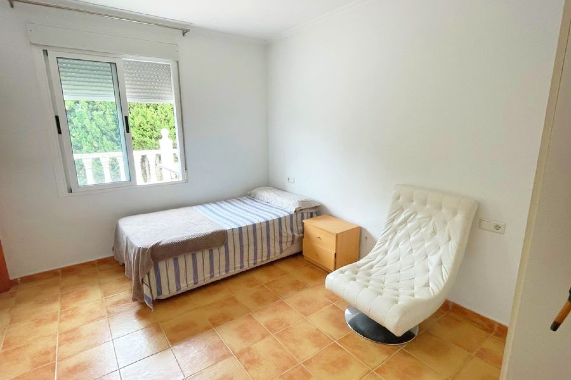 Herverkoop - Finca   -
Daya Vieja