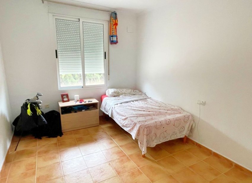 Herverkoop - Finca   -
Daya Vieja