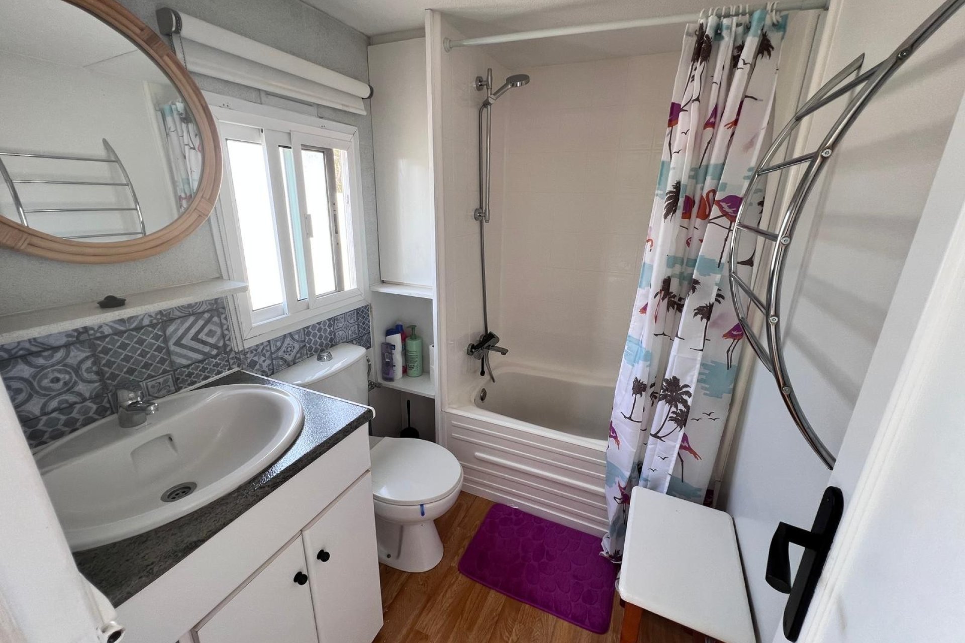 Herverkoop - Finca   -
Elche - La Marina