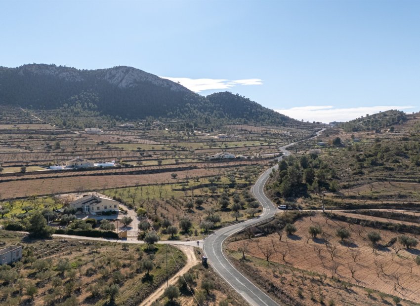 Herverkoop - Finca   -
La Zarza