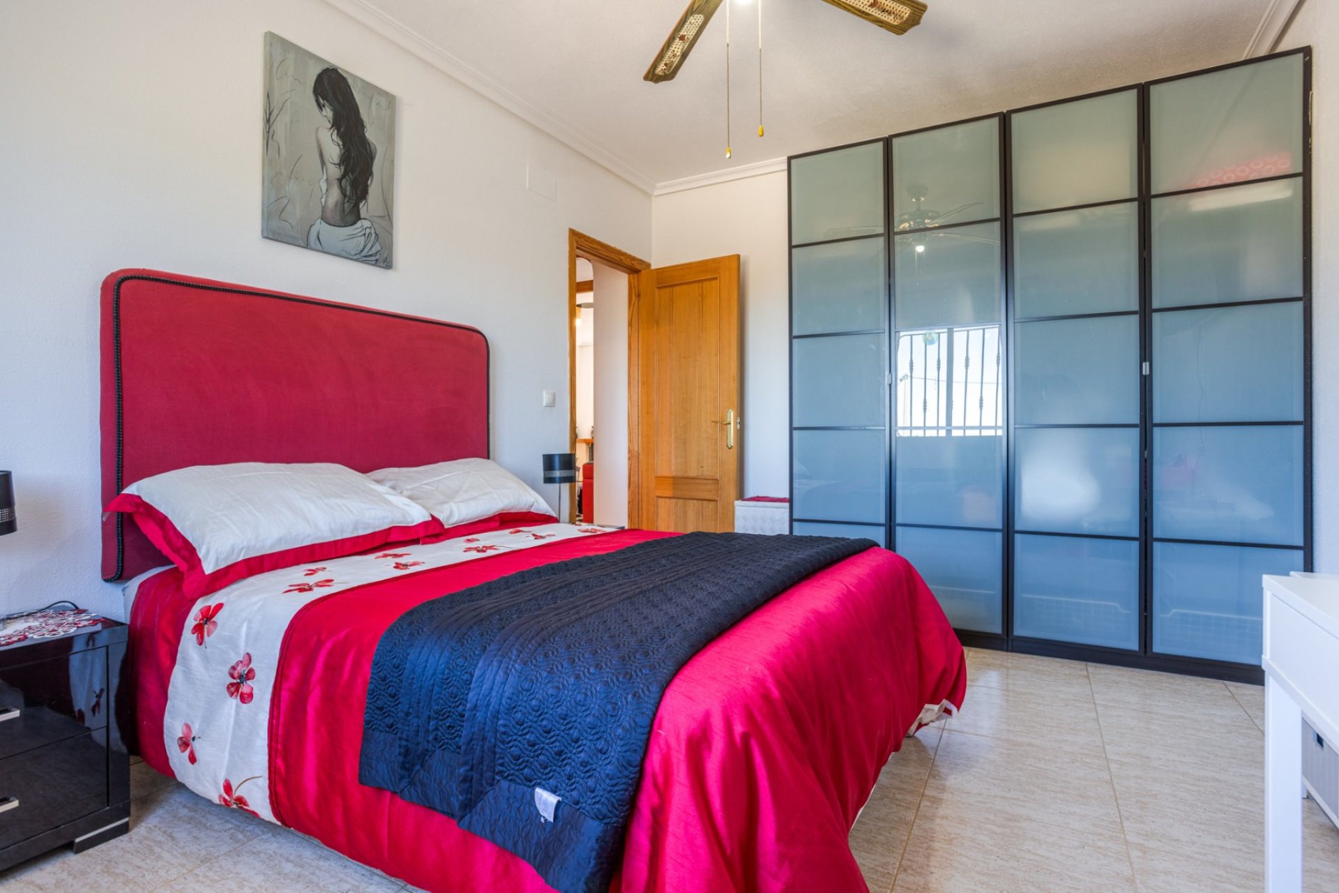 Herverkoop - Finca   -
La Zarza