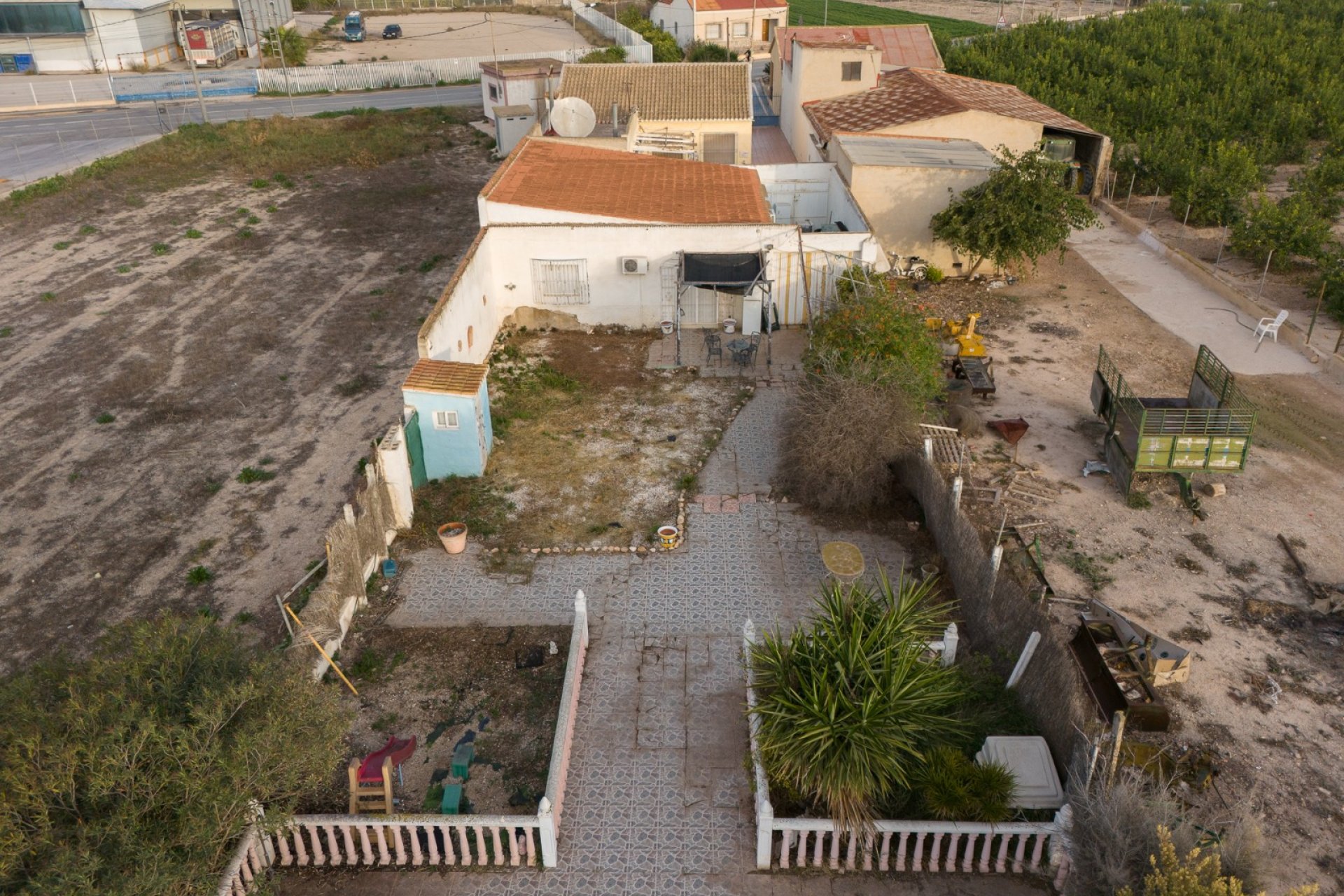 Herverkoop - Finca   -
Orihuela