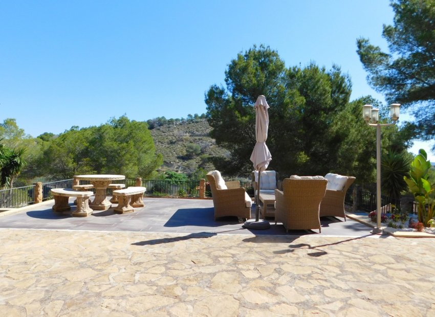 Herverkoop - Finca   -
Torremendo