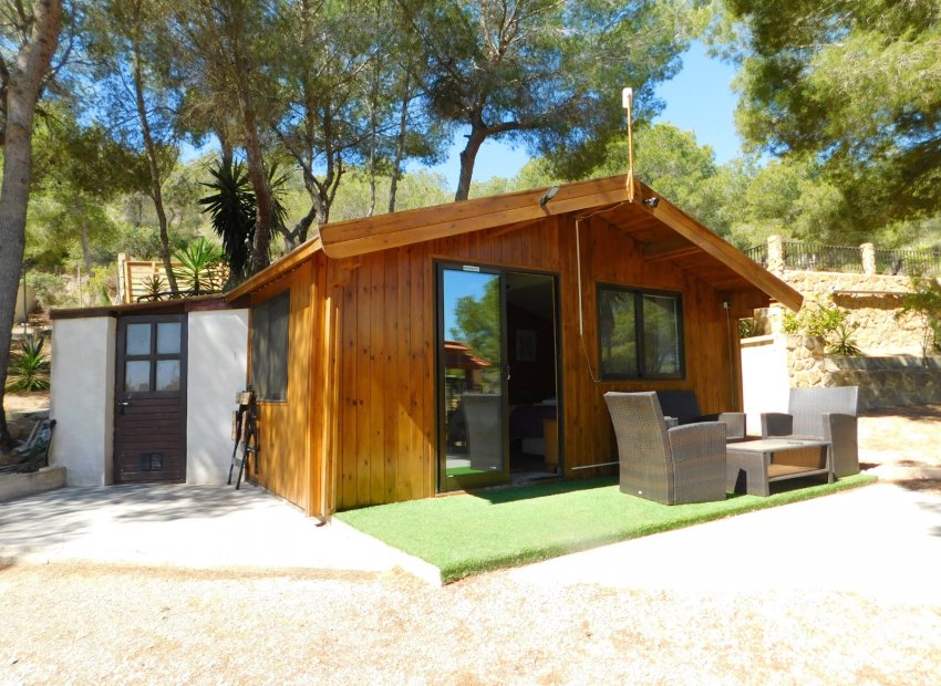 Herverkoop - Finca   -
Torremendo