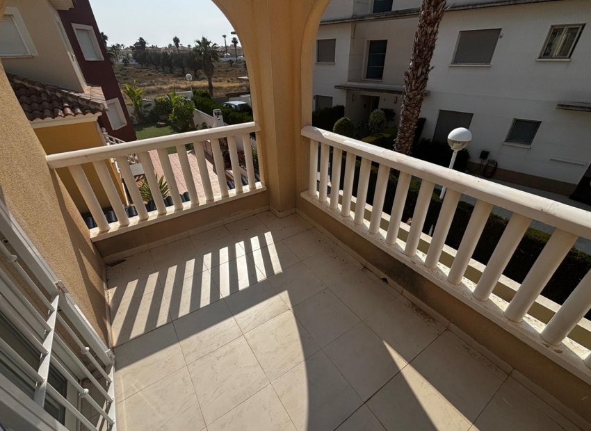 Herverkoop - Geschakelde Villa -
Ciudad Quesada - Rojales - Ciudad Quesada