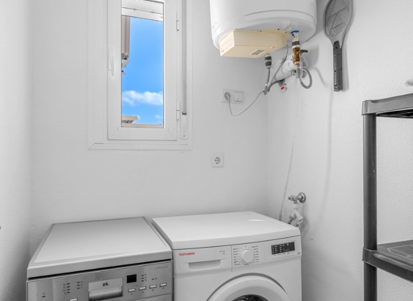 Herverkoop - Geschakelde Villa -
Ciudad Quesada - Rojales - Costa Blanca South