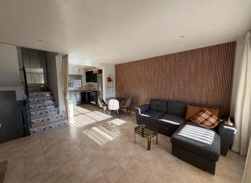 Herverkoop - Geschakelde Villa -
Ciudad Quesada - Rojales - La Marquesa Golf