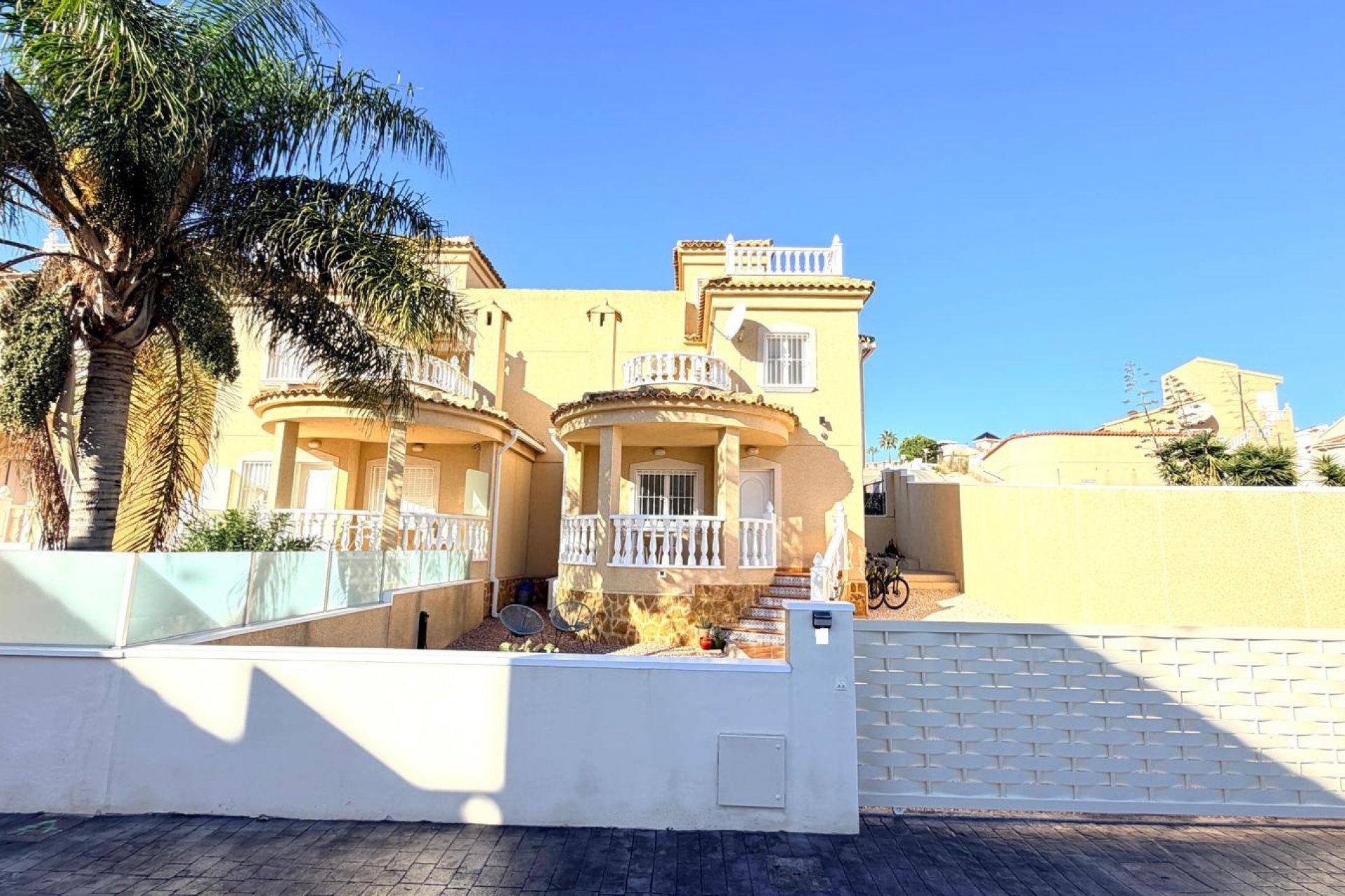 Herverkoop - Geschakelde Villa -
Ciudad Quesada - Rojales - La Marquesa Golf