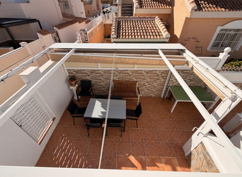 Herverkoop - Geschakelde Villa -
Ciudad Quesada - Rojales - Rojales