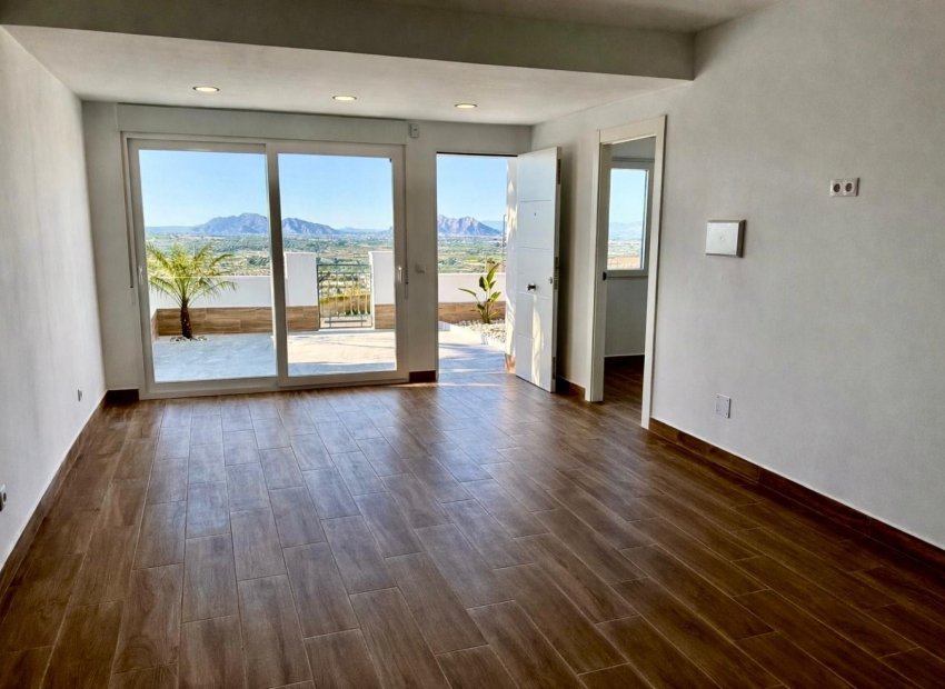 Herverkoop - Geschakelde Villa -
Ciudad Quesada - Rojales - Rojales