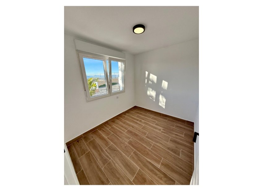 Herverkoop - Geschakelde Villa -
Ciudad Quesada - Rojales - Rojales