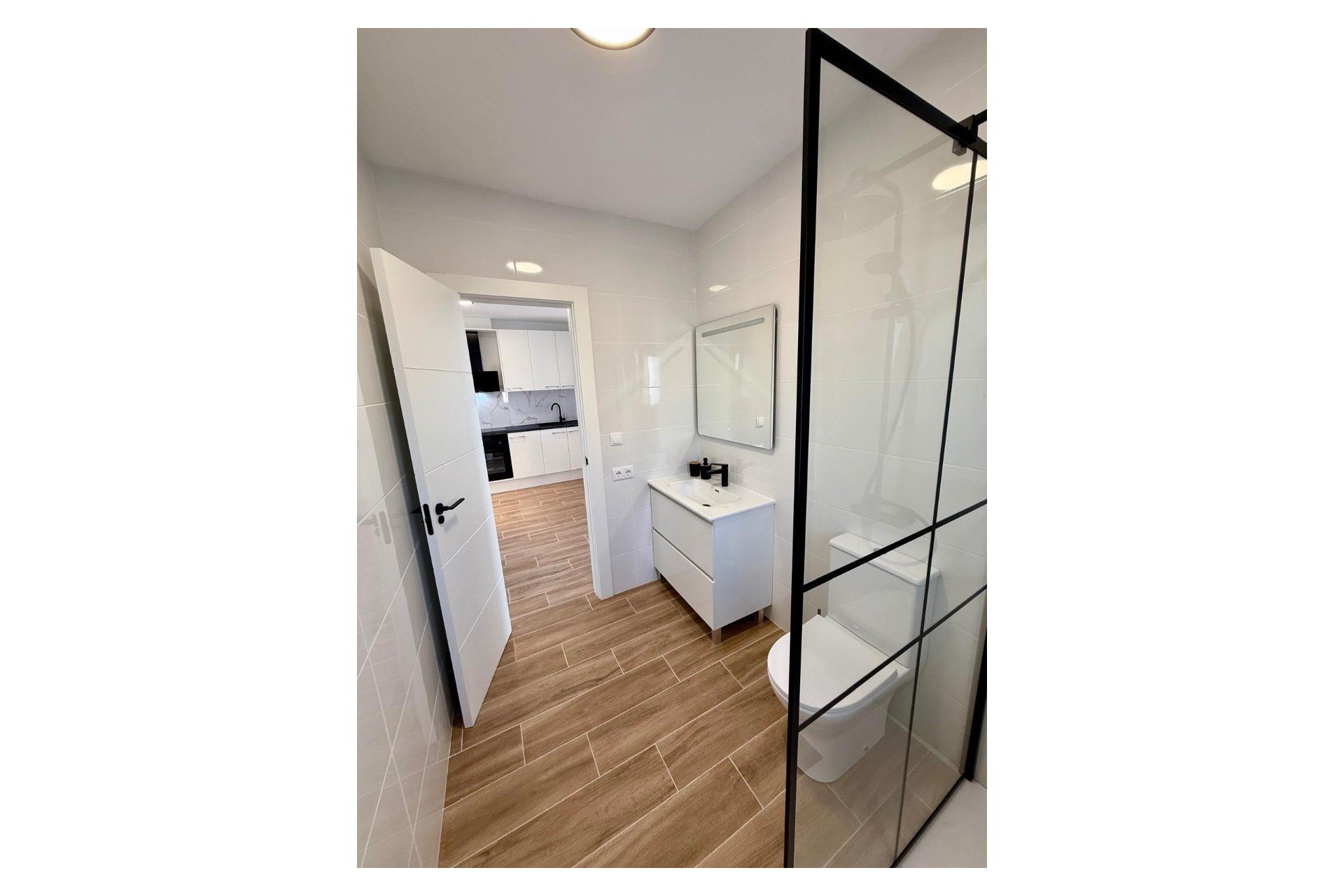 Herverkoop - Geschakelde Villa -
Ciudad Quesada - Rojales - Rojales