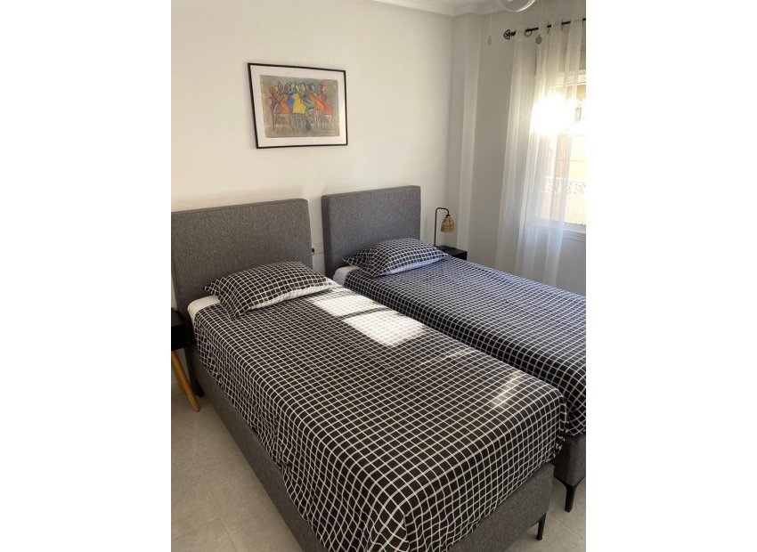 Herverkoop - Geschakelde Villa -
Ciudad Quesada - Rojales - Rojales