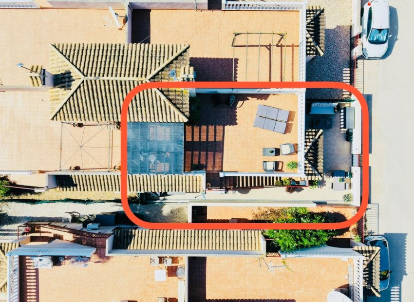 Herverkoop - Geschakelde Villa -
Daya Vieja