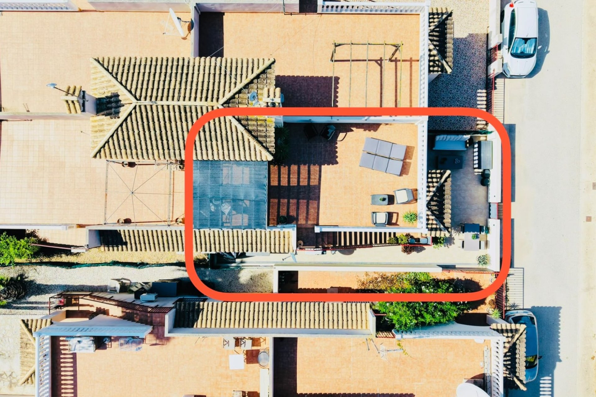 Herverkoop - Geschakelde Villa -
Daya Vieja