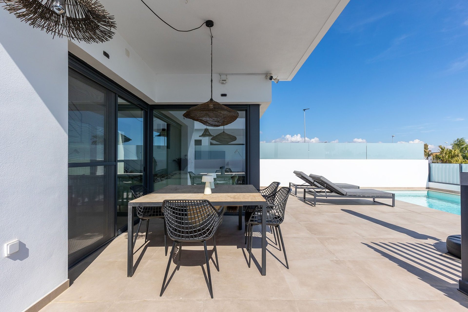 Herverkoop - Geschakelde Villa -
Dolores