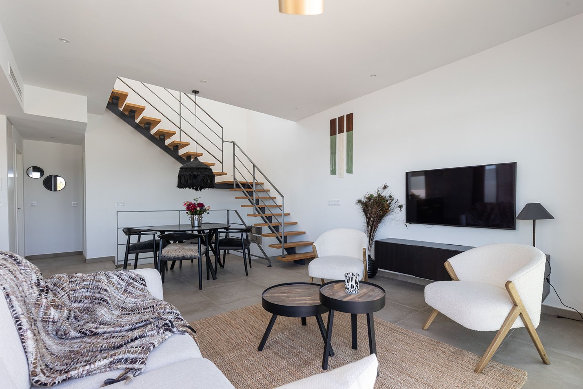 Herverkoop - Geschakelde Villa -
Dolores