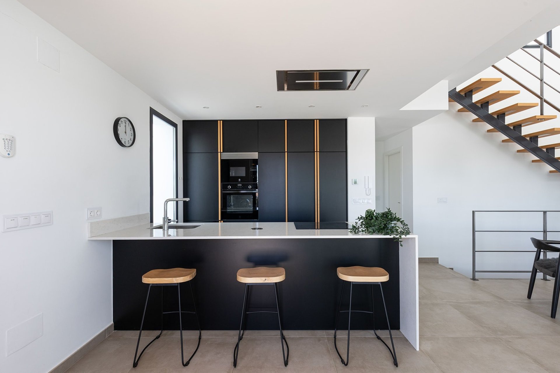 Herverkoop - Geschakelde Villa -
Dolores