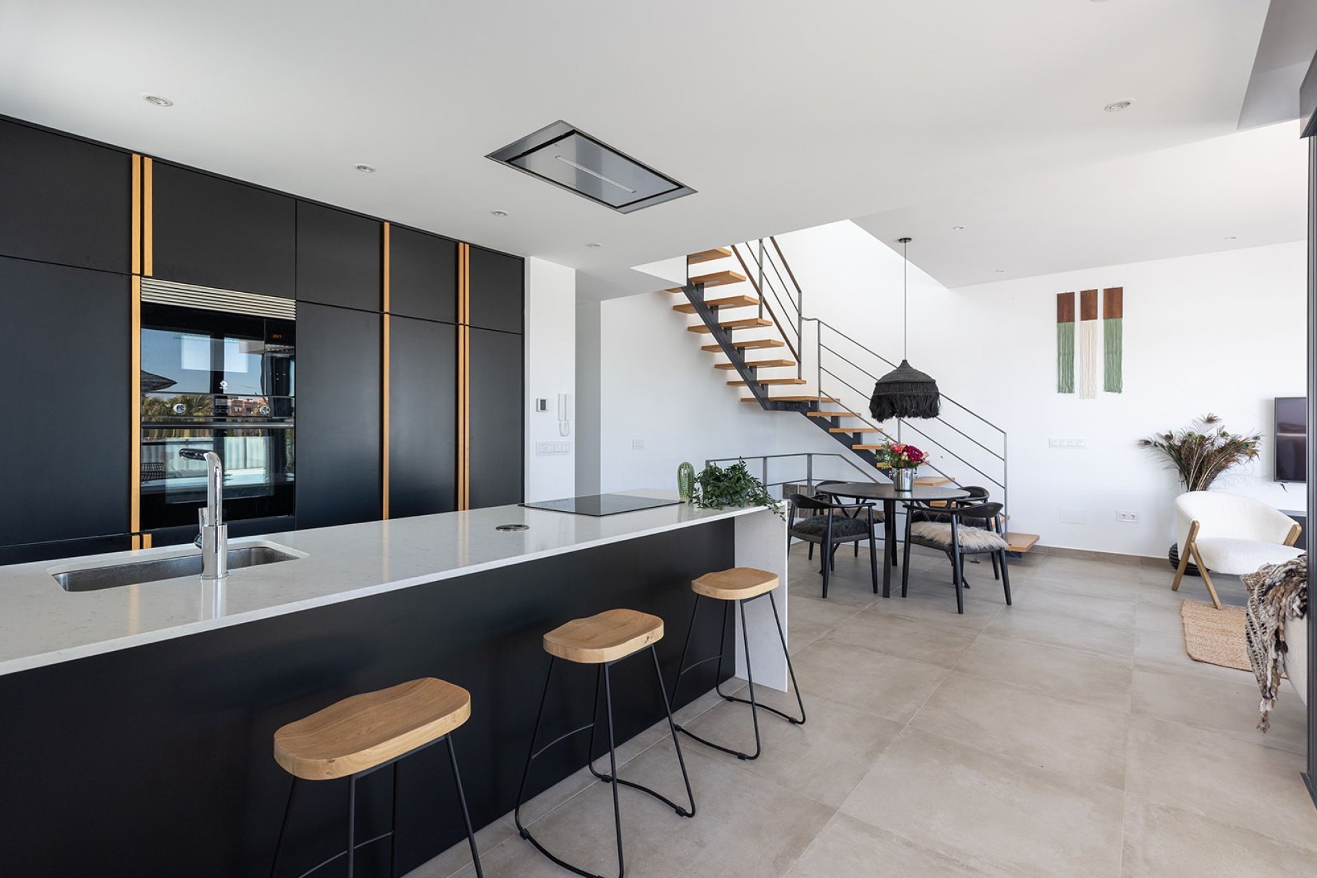 Herverkoop - Geschakelde Villa -
Dolores