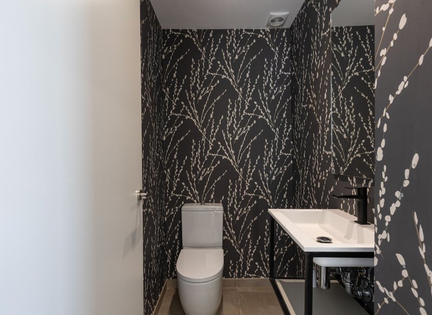 Herverkoop - Geschakelde Villa -
Dolores