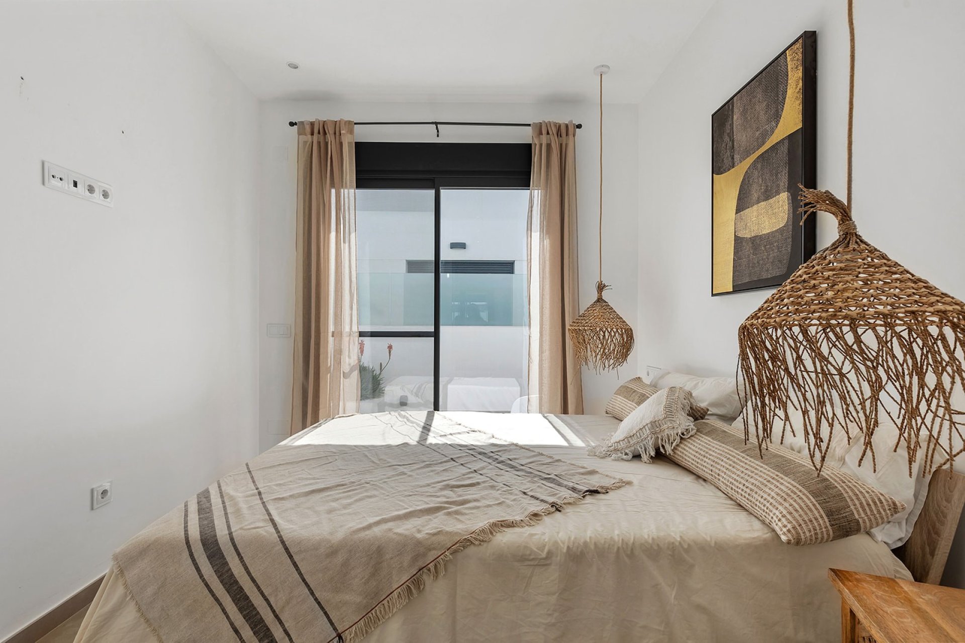 Herverkoop - Geschakelde Villa -
Dolores