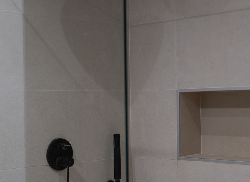 Herverkoop - Geschakelde Villa -
Dolores