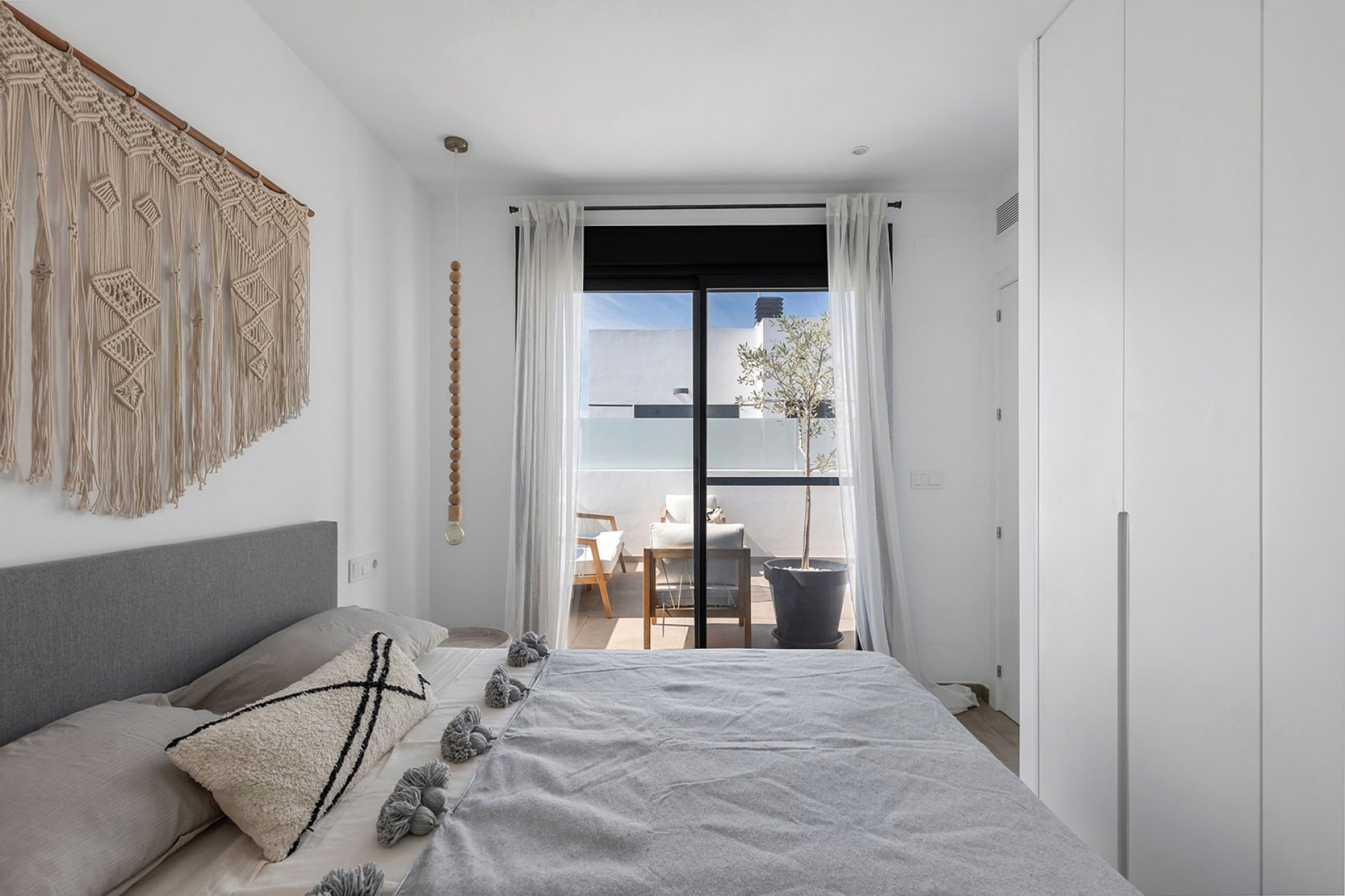 Herverkoop - Geschakelde Villa -
Dolores