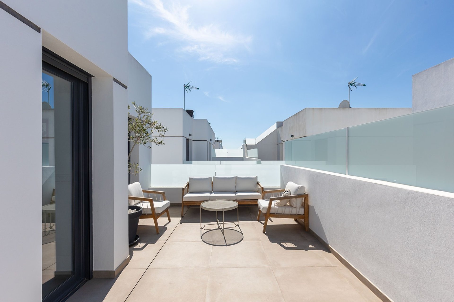 Herverkoop - Geschakelde Villa -
Dolores