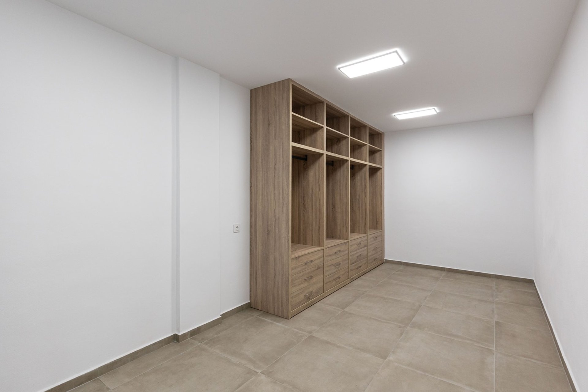 Herverkoop - Geschakelde Villa -
Dolores