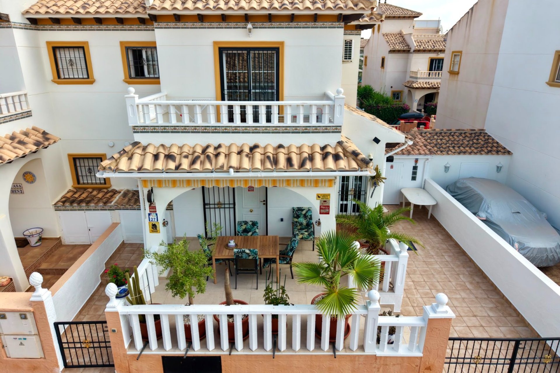 Herverkoop - Geschakelde Villa -
Lomas de Cabo Roig - Orihuela Costa