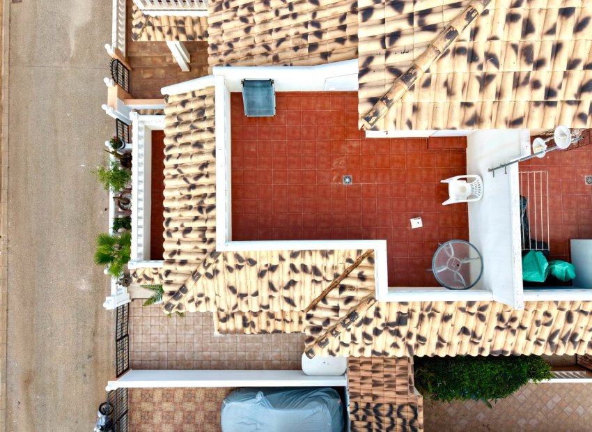 Herverkoop - Geschakelde Villa -
Lomas de Cabo Roig - Orihuela Costa